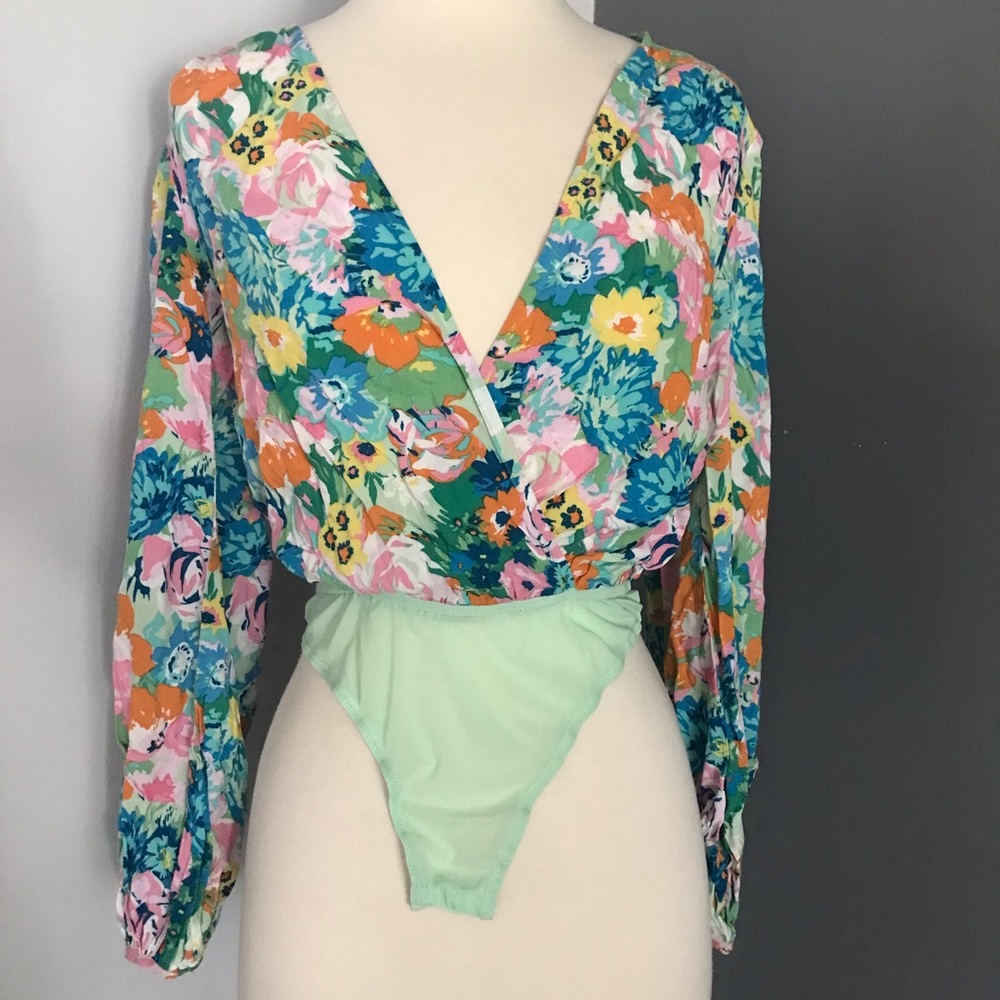 SkyLar Rose floral puff sleeve boho bodysuit long sleeve